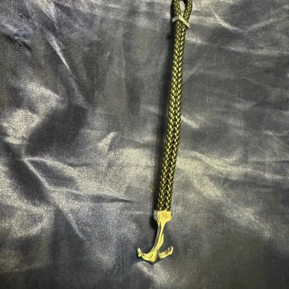 “Nautical Elegance: Steel Anchor Bracelet with Black Rope”